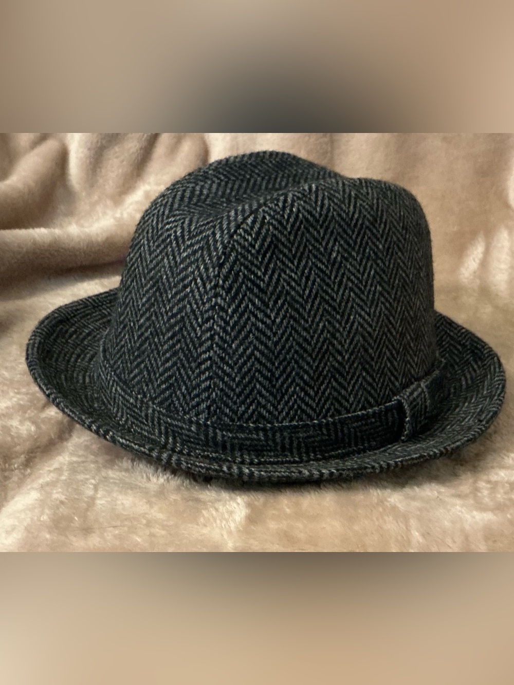 Dorfman Pacific Wool Blend Herringbone Fedora Trilby Hat Gray Black